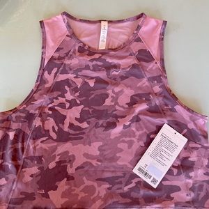 NWT Lululemon Sculpt Camo Crop Tank